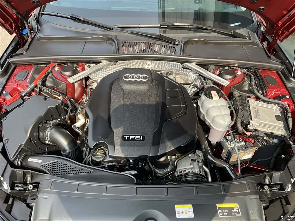 Audi A4L, 2021 8