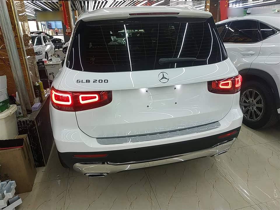 Mercedes-Benz GLB