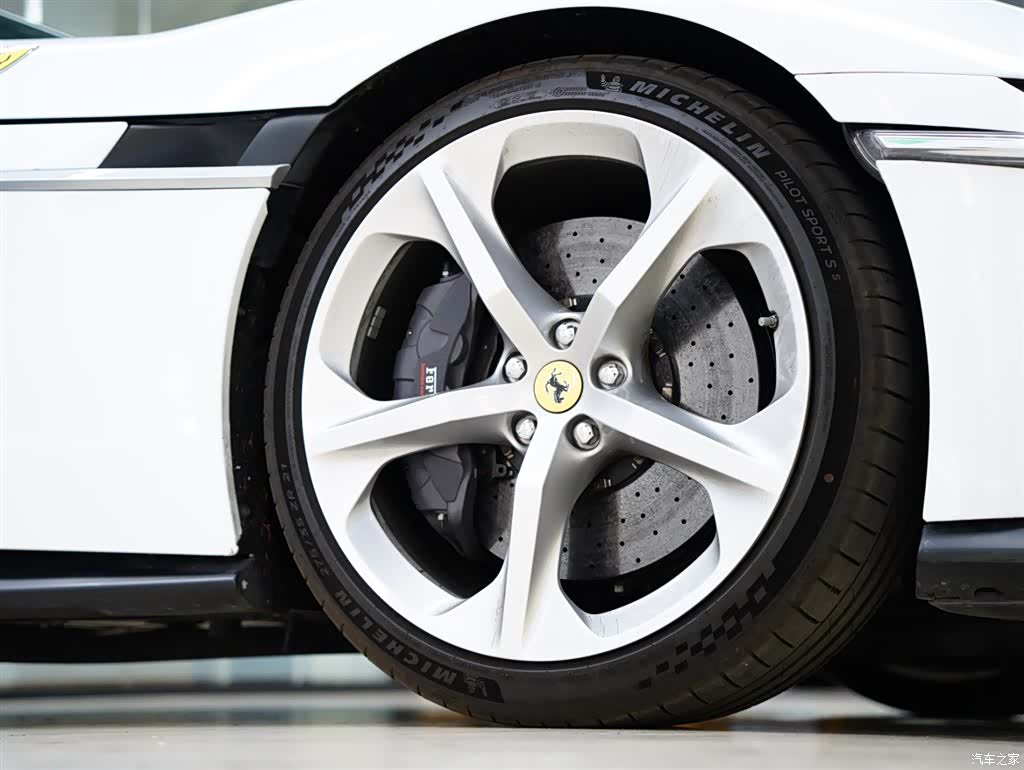 Ferrari 12Cilindri, 2026 48