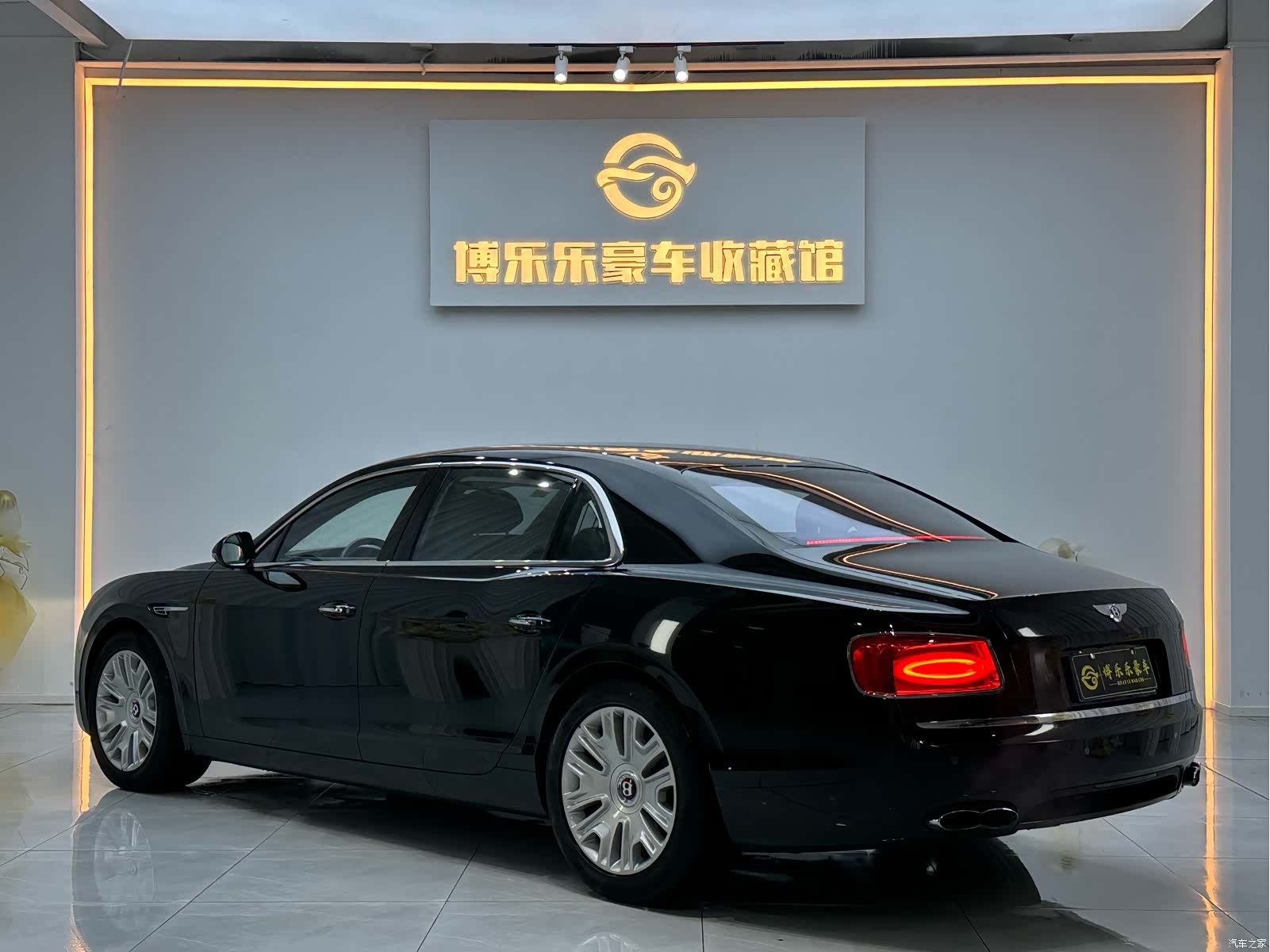 Bentley Flying Spur, 2018 2