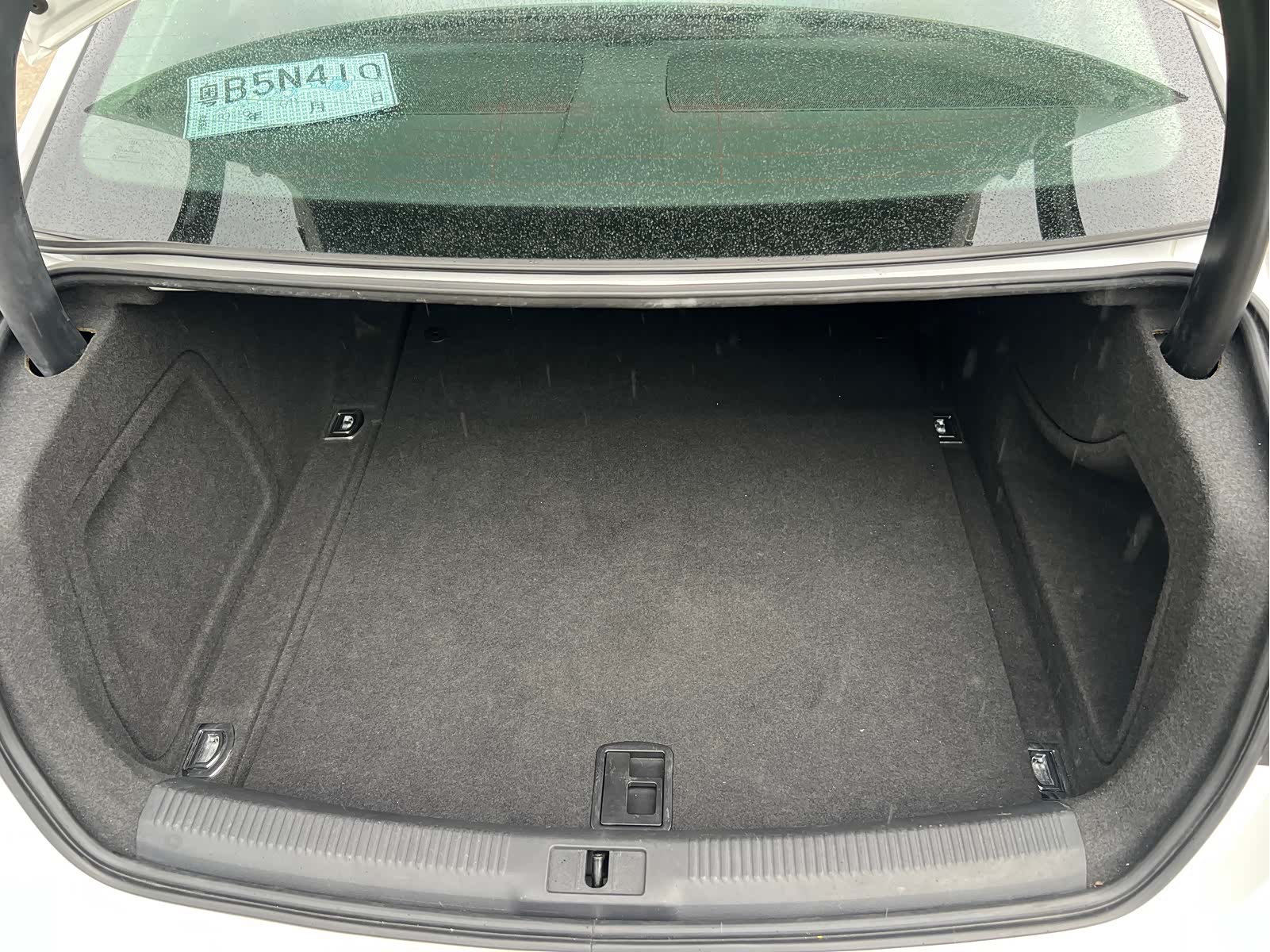 Audi A4L, 2013 15