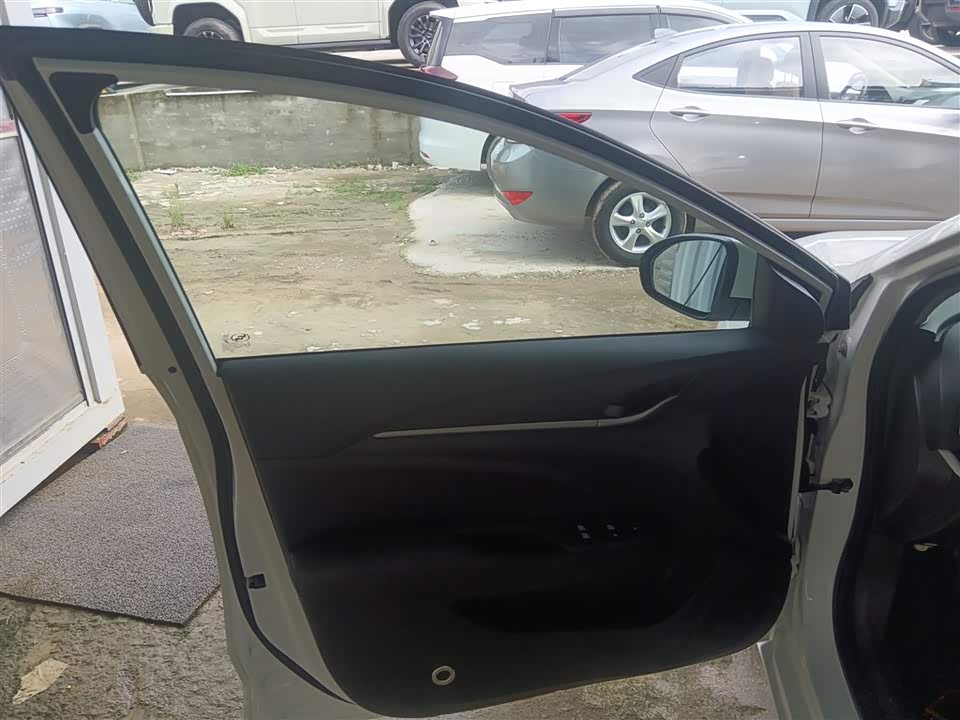 Buick Yinglang
