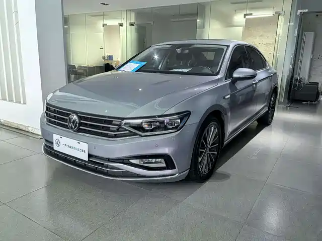 Volkswagen Magotan 2021 — купить из Китая под заказ