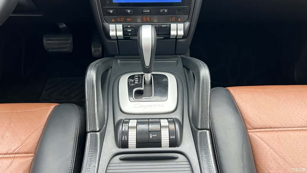 Porsche Cayenne, 2010 12