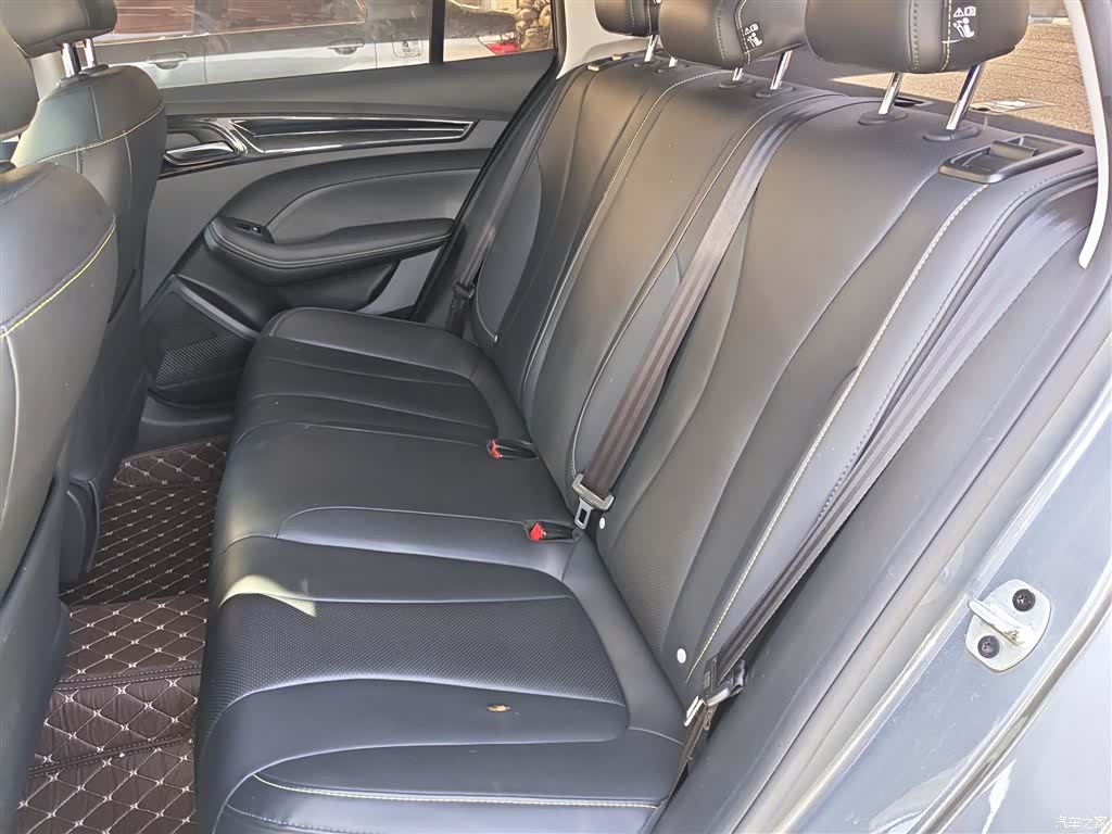 Roewe i5, 2021 17