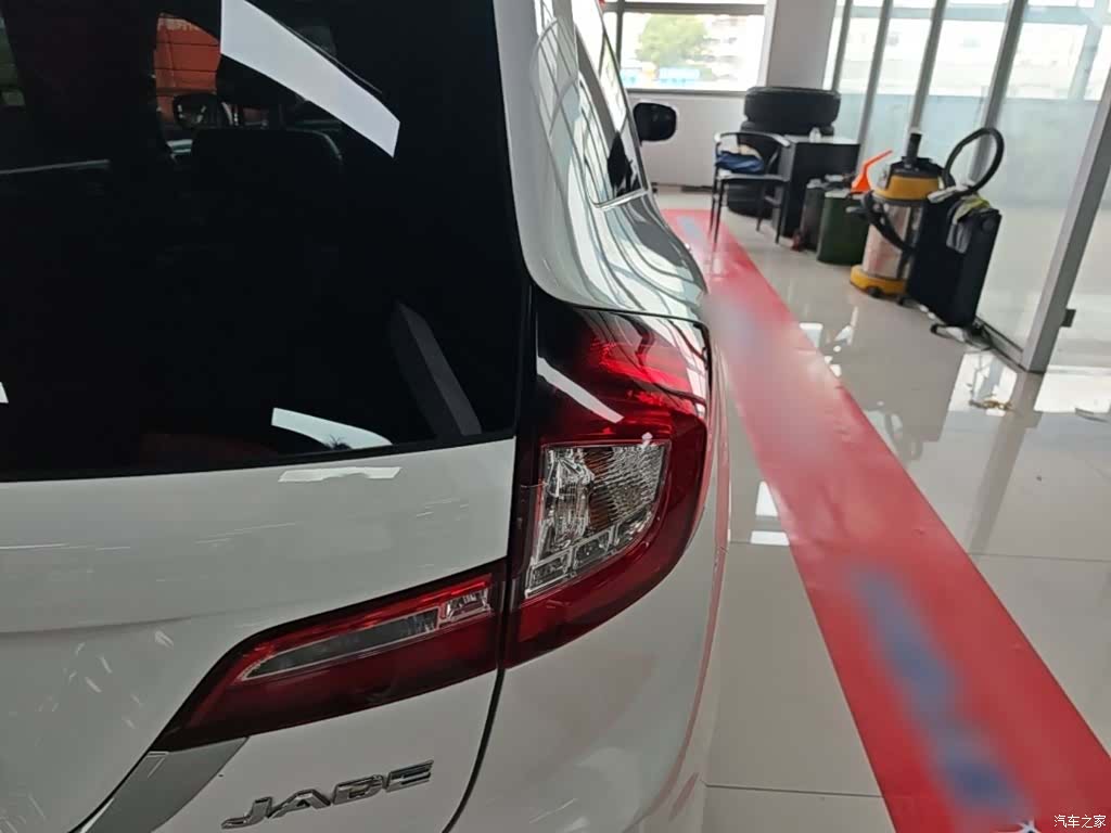 Honda Jade, 2015 8