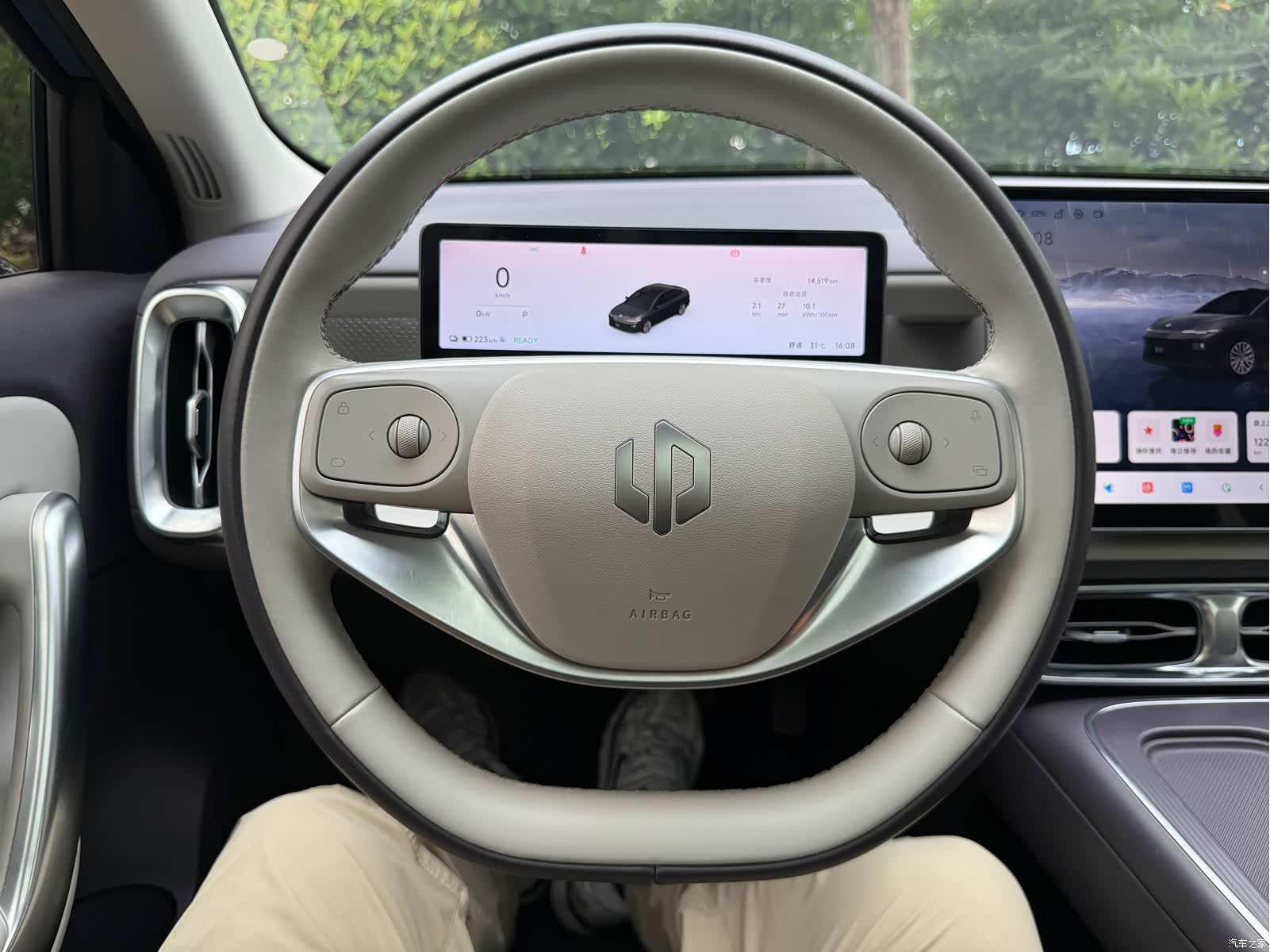 Leapmotor B01, 2025 16