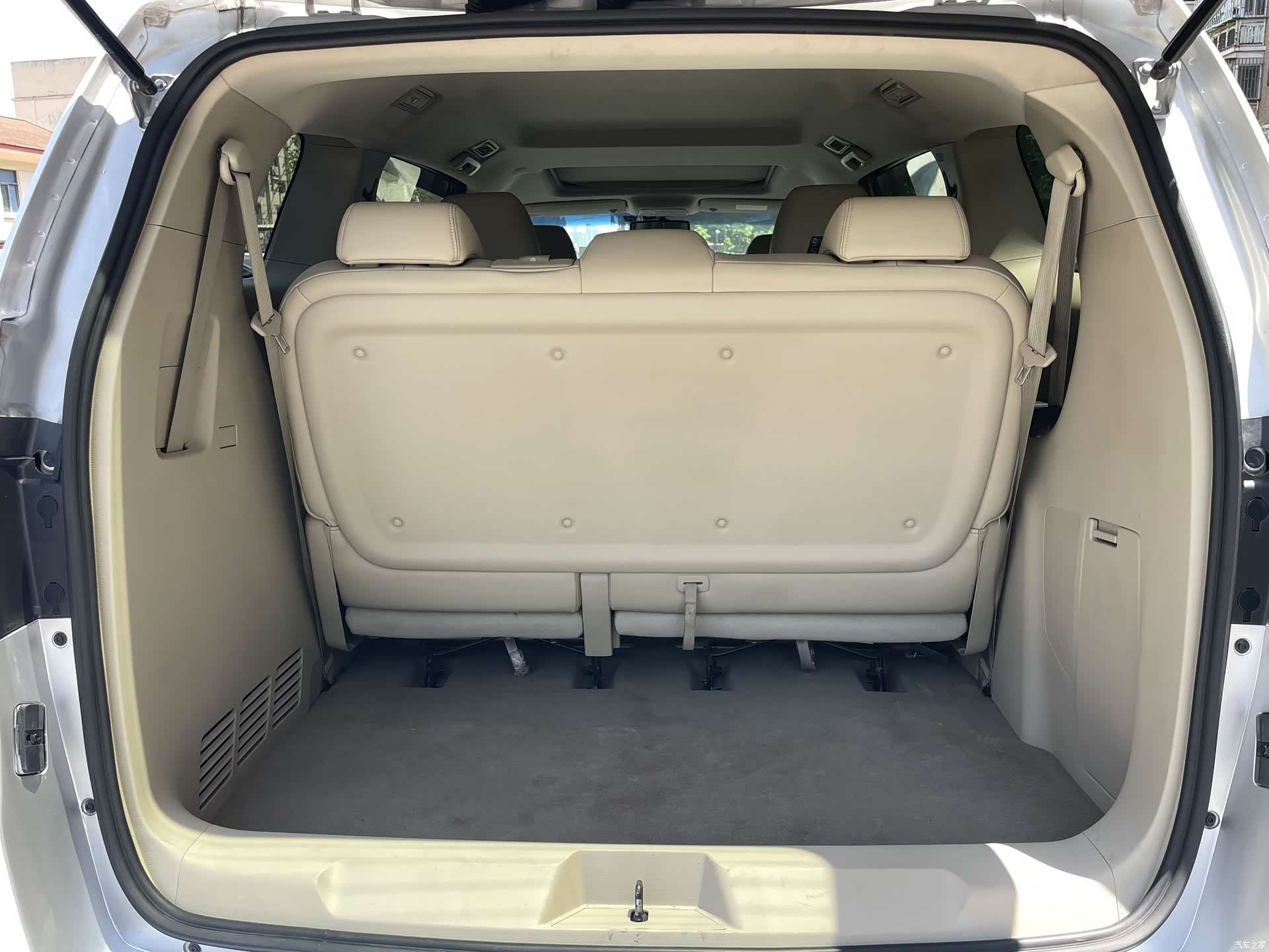 Buick GL8, 2017 20