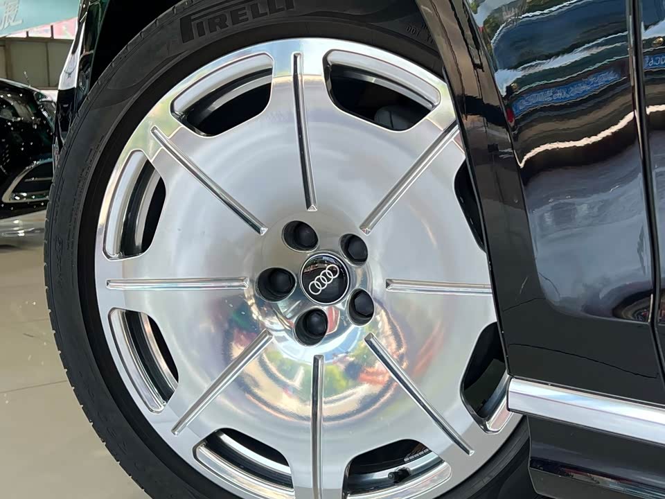 Audi A8 Audi A8