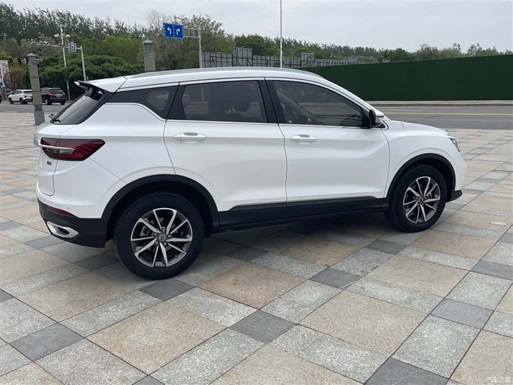 Geely Coolray, 2021 12