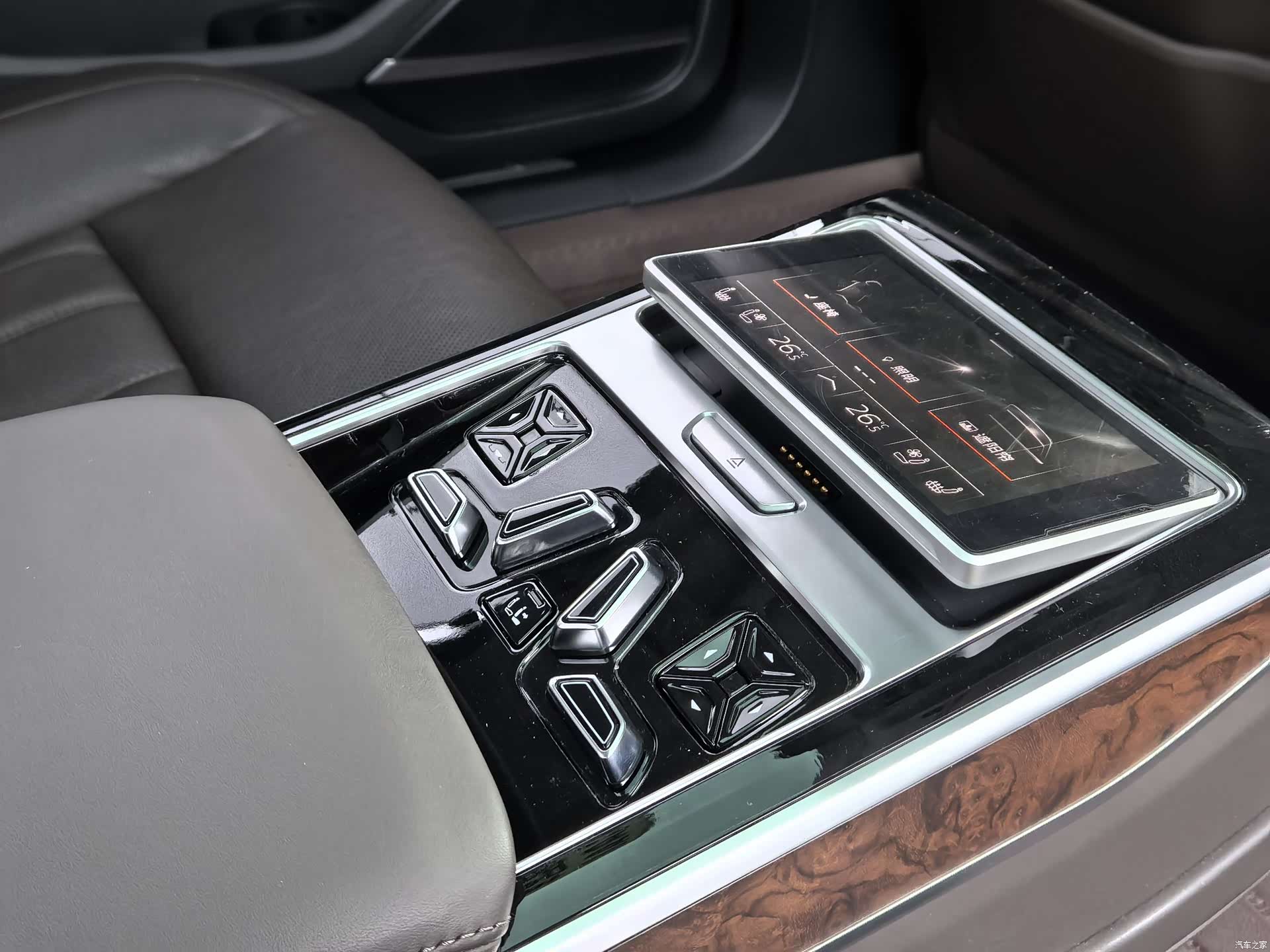 Audi A8L, 2020 16