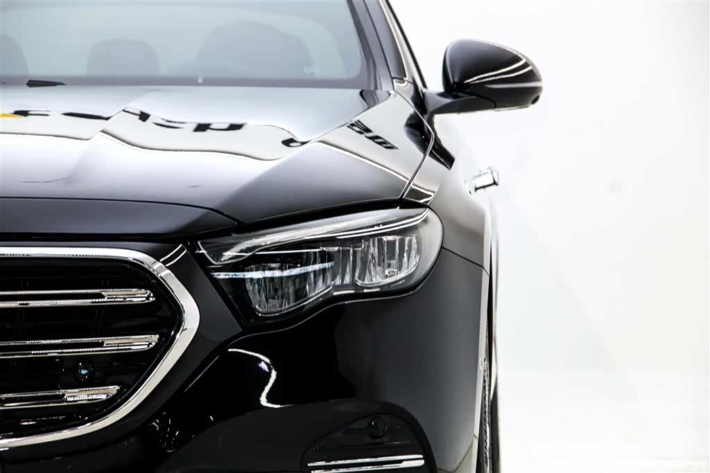 Mercedes-Benz E-Class, 2025 9
