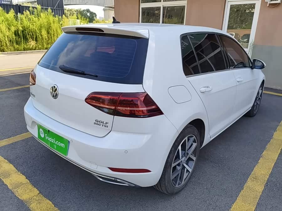 Volkswagen Golf 2019, фото 5