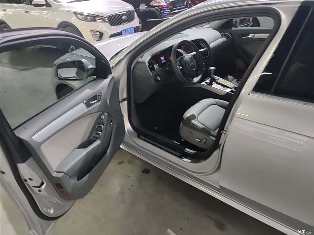 Audi A4L, 2015 16