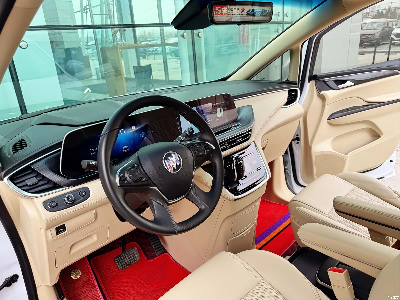 Buick GL8, 2023 10