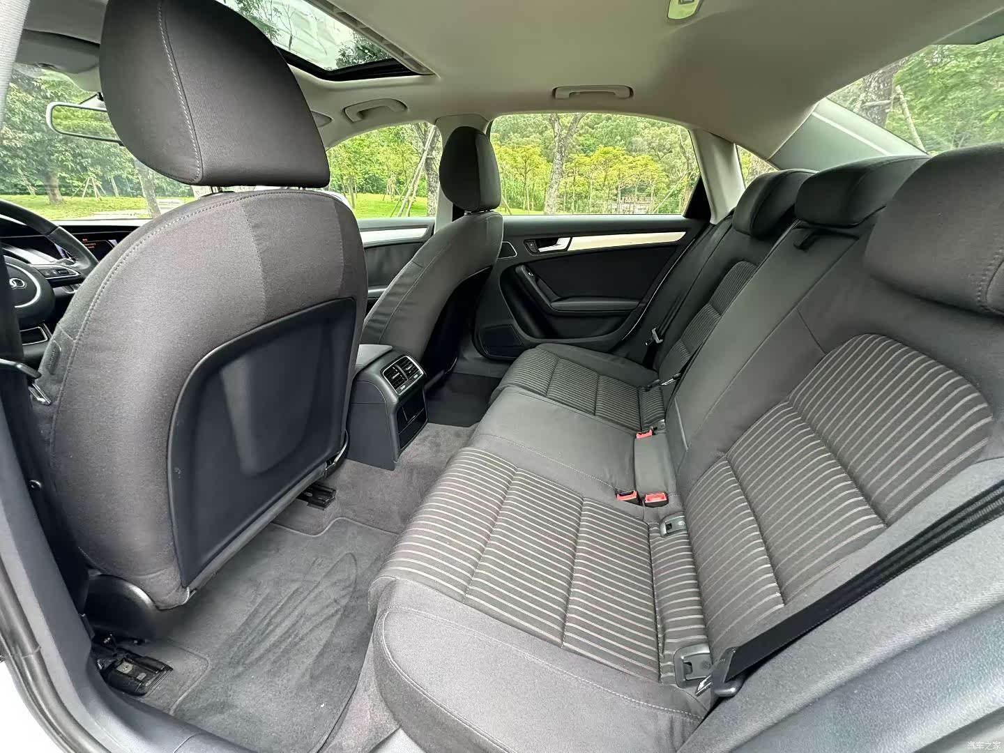 Audi A4L, 2015 7