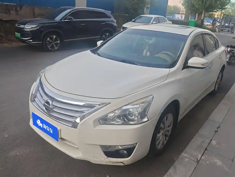 Nissan Teana