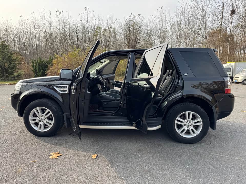 Land Rover Freelander 2