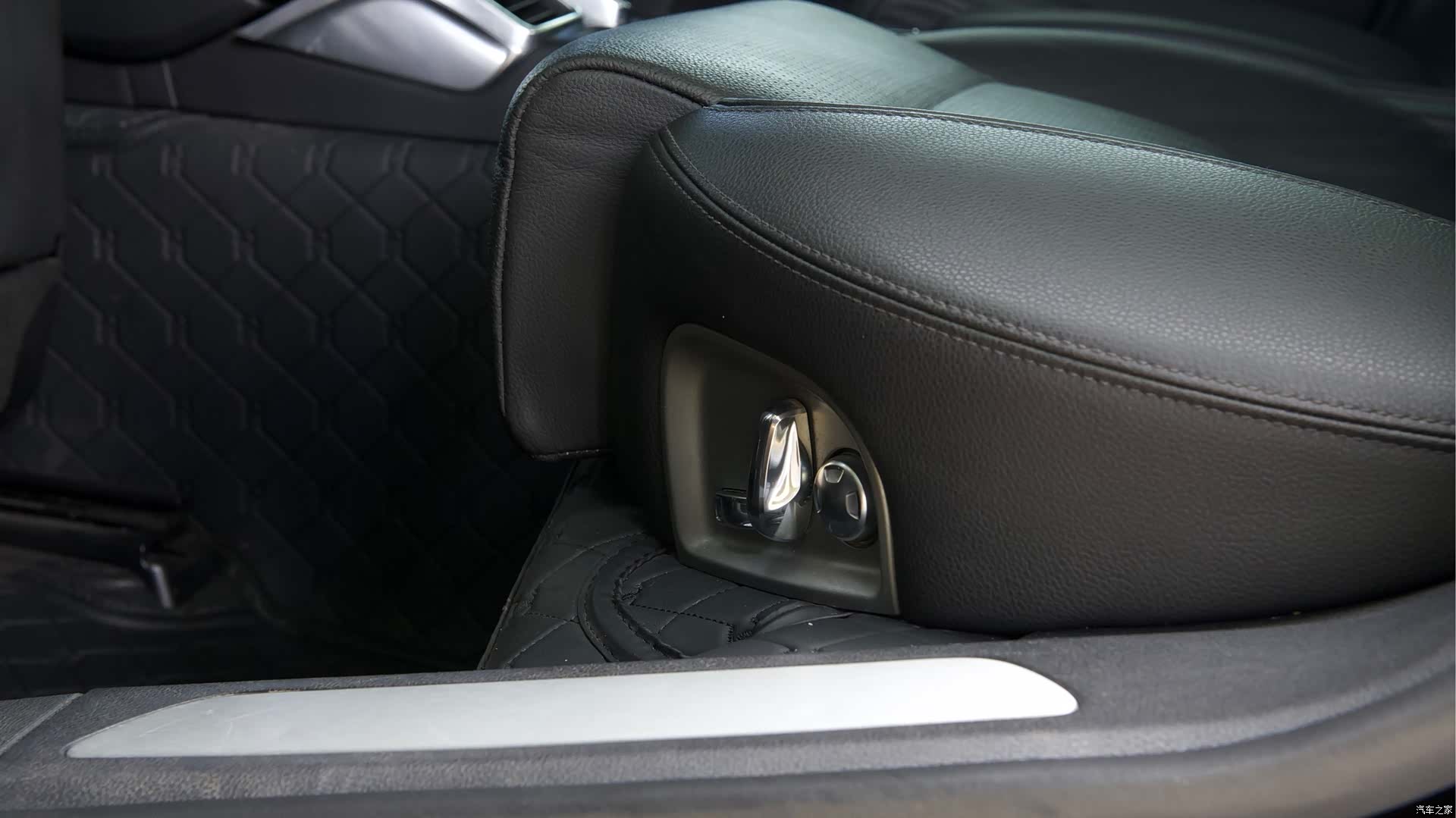 Porsche Panamera, 2013 7