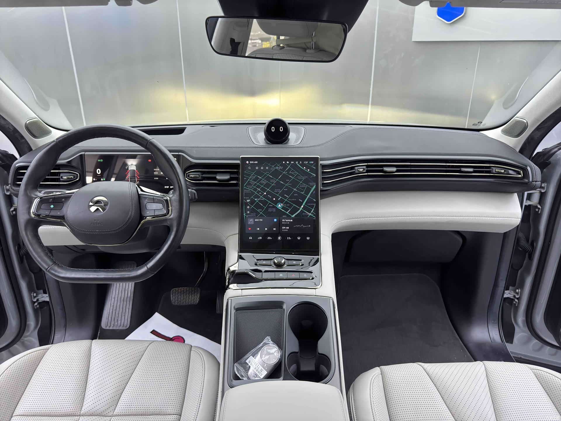 NIO ES8, 2021 14