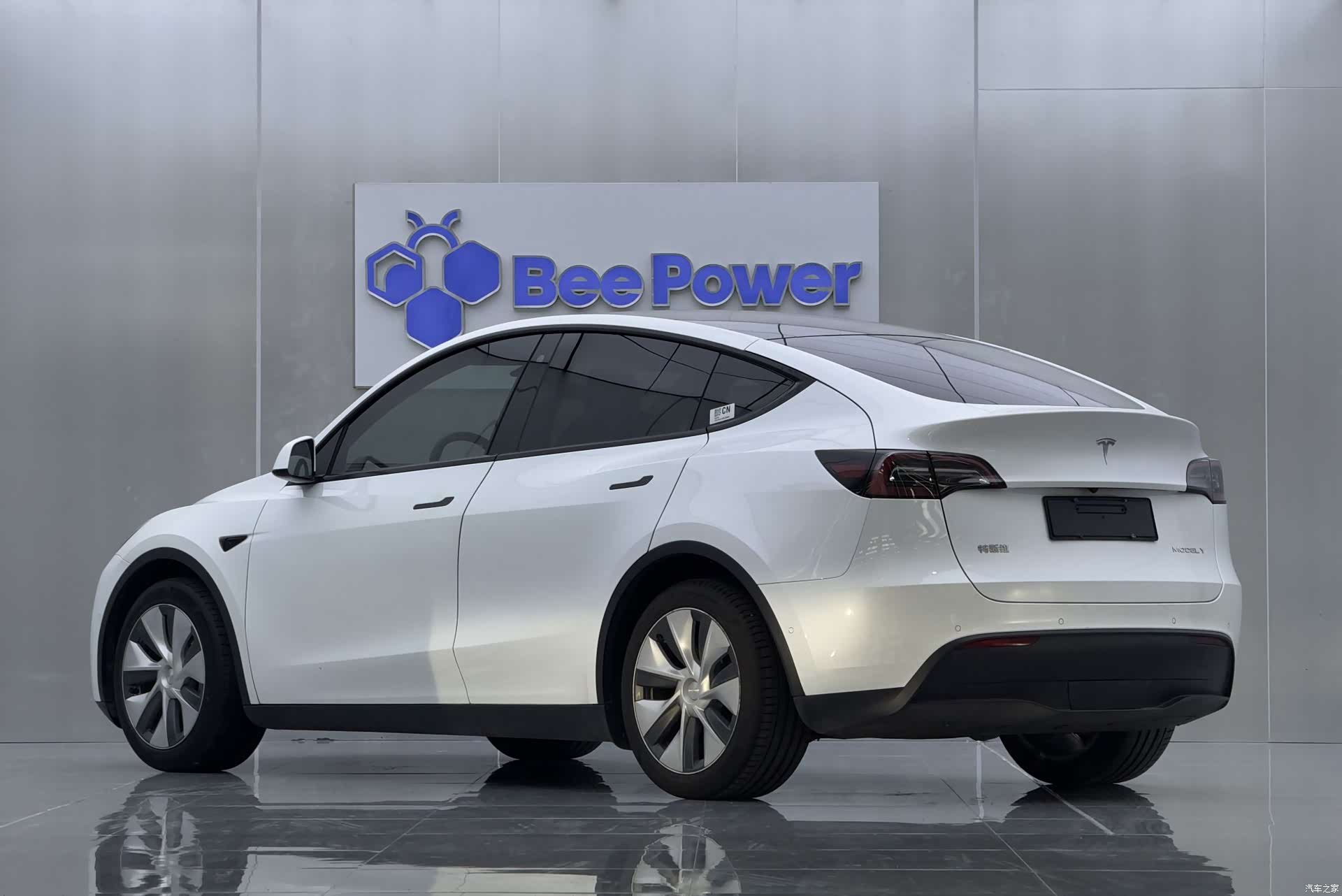 Tesla Model Y, 2022 8