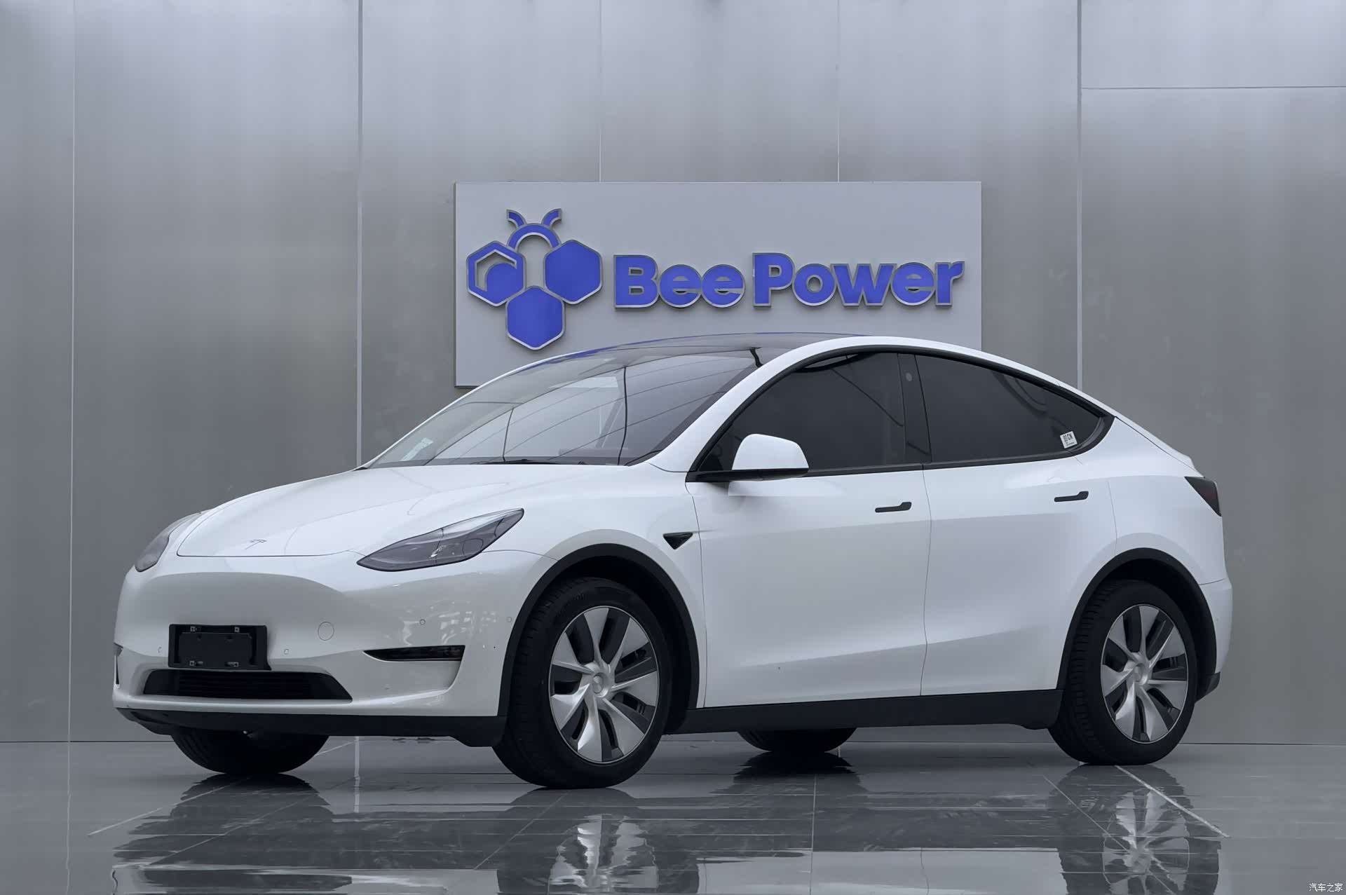 Tesla Model Y, 2022 1
