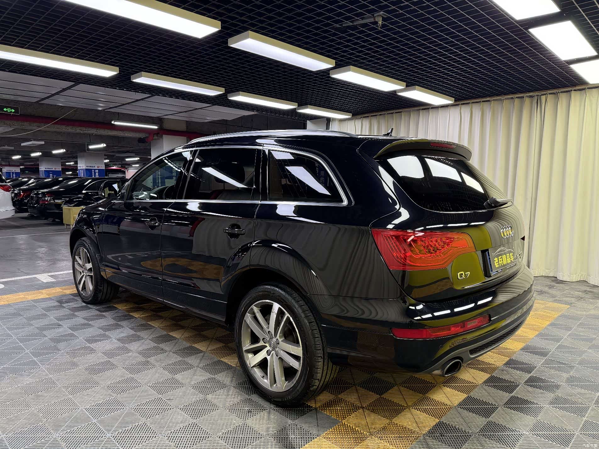 Audi Q7, 2014 7