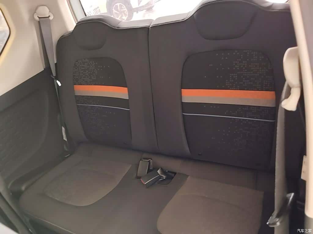 Wuling MINIEV, 2020 17