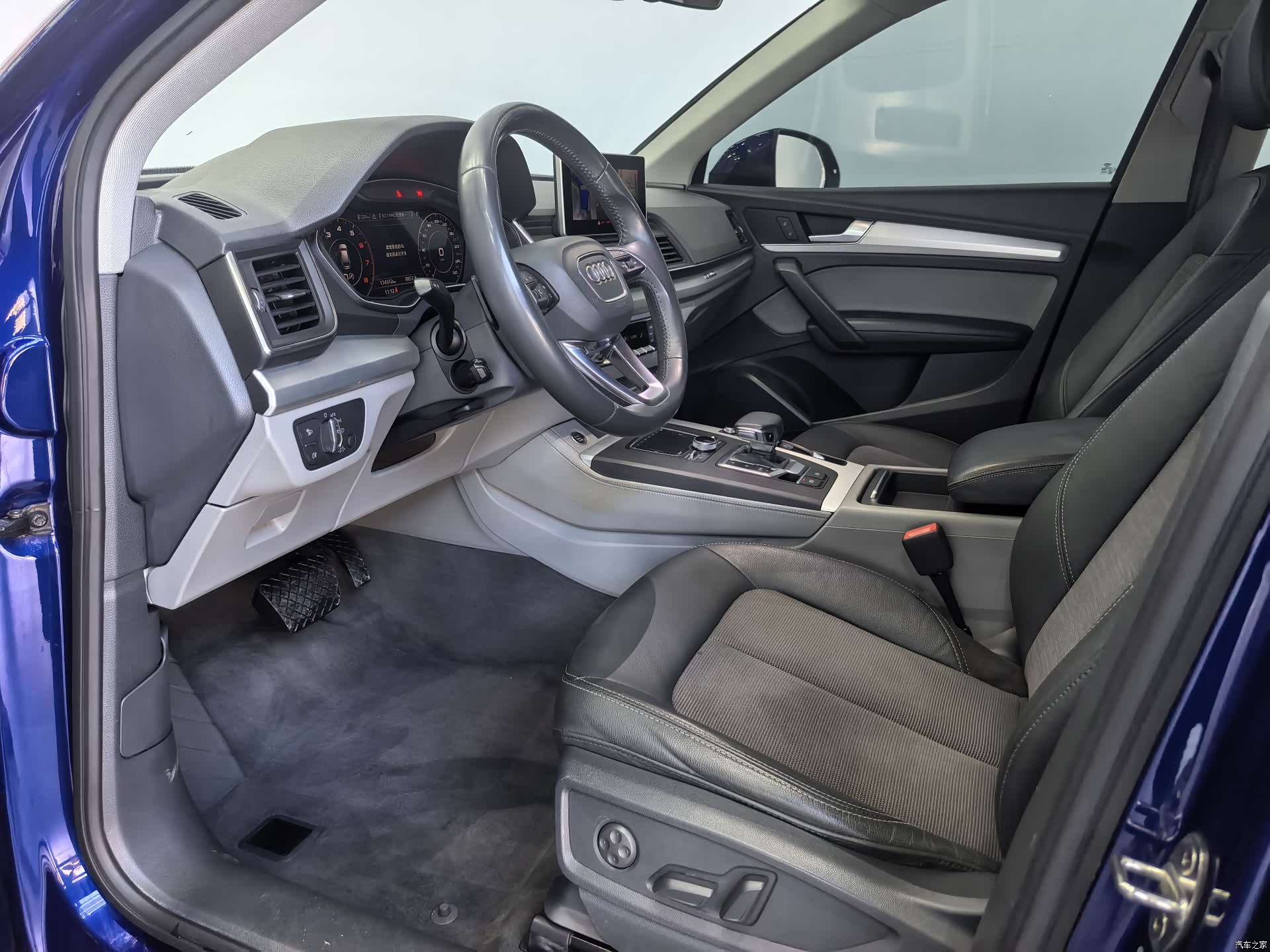 Audi Q5L, 2019 13