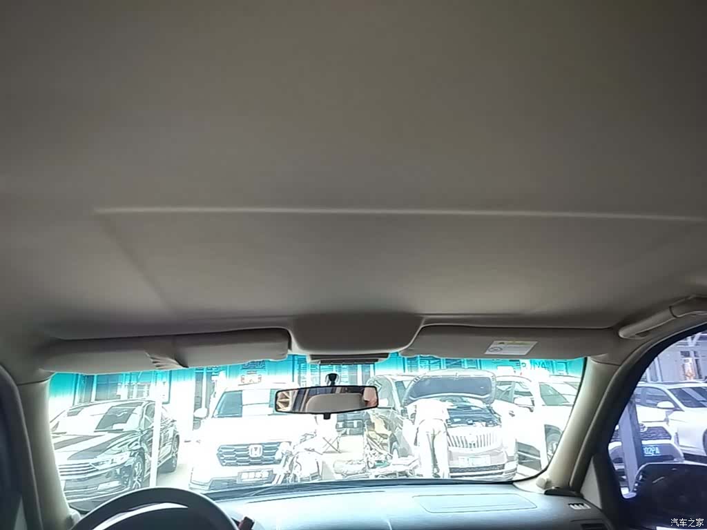 Buick GL8, 2015 18