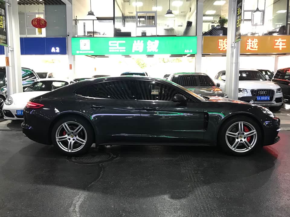 Porsche Panamera
