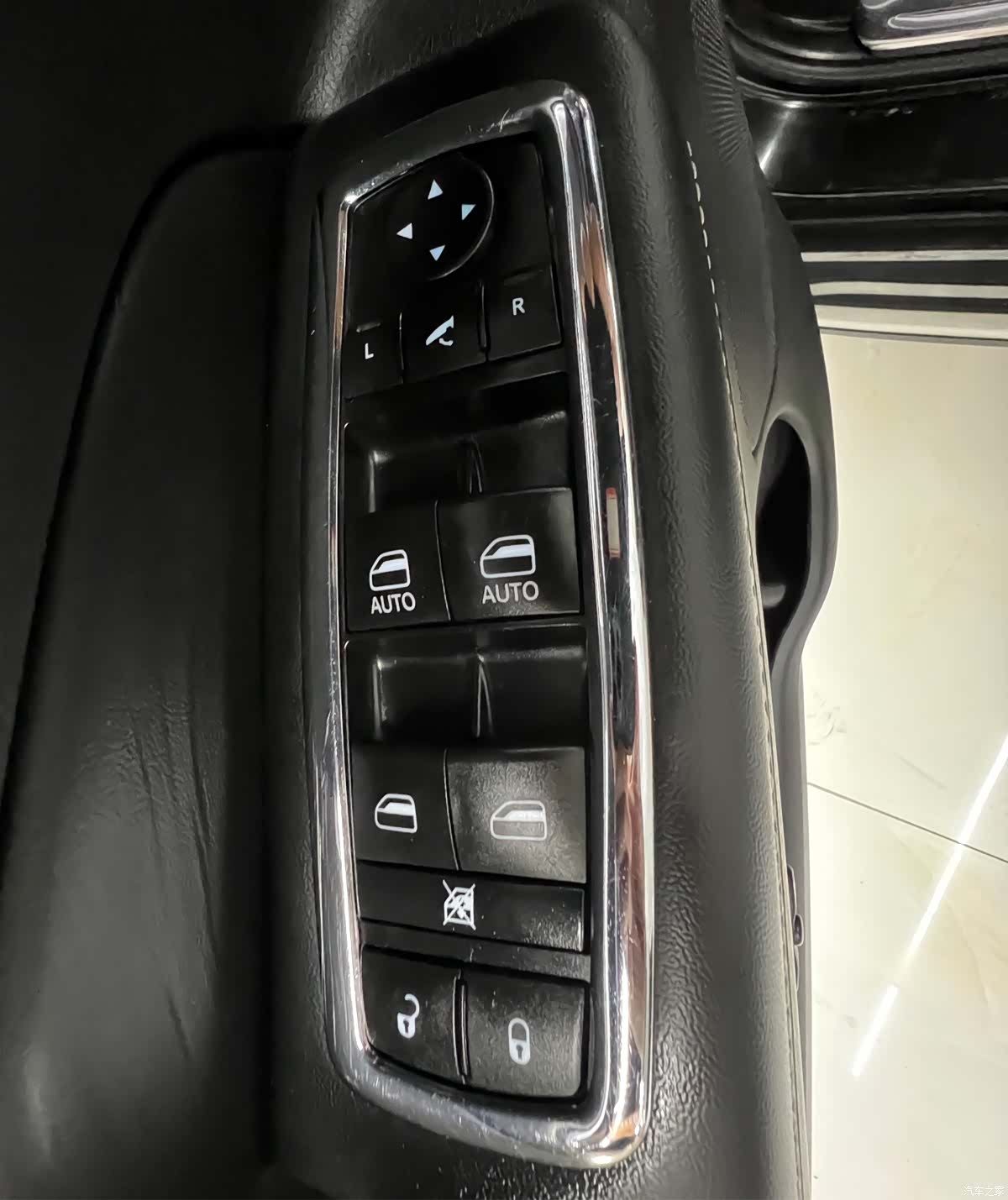 Jeep Grand Cherokee, 2017 19