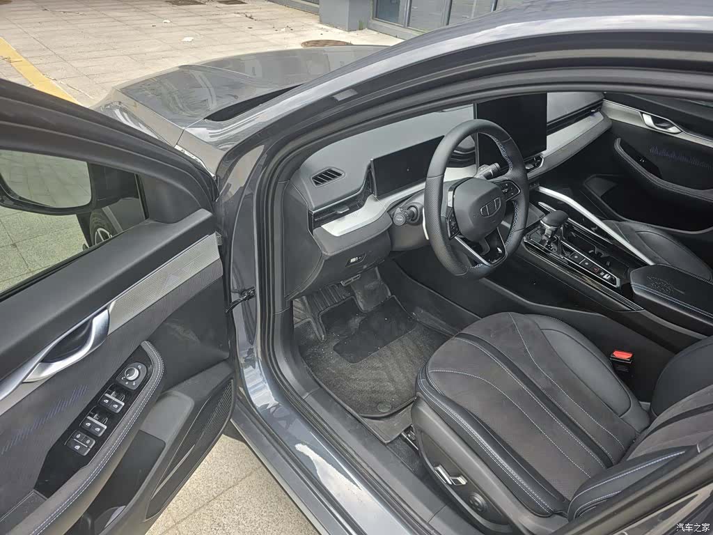 Geely Preface, 2025 16
