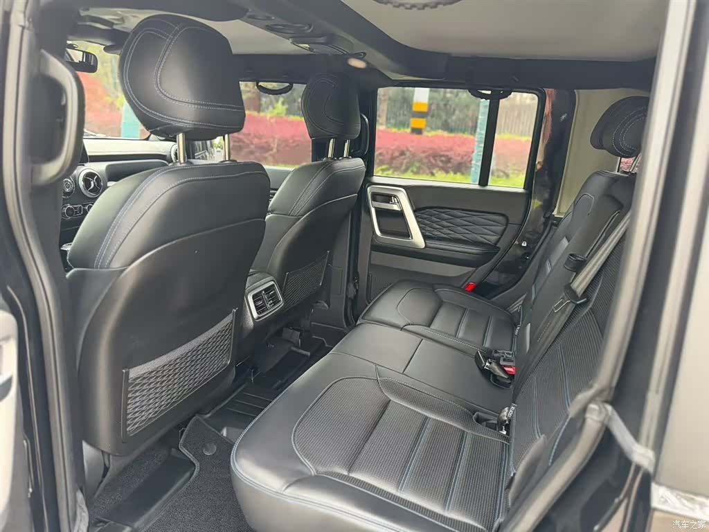 BAIC BJ40, 2024 13