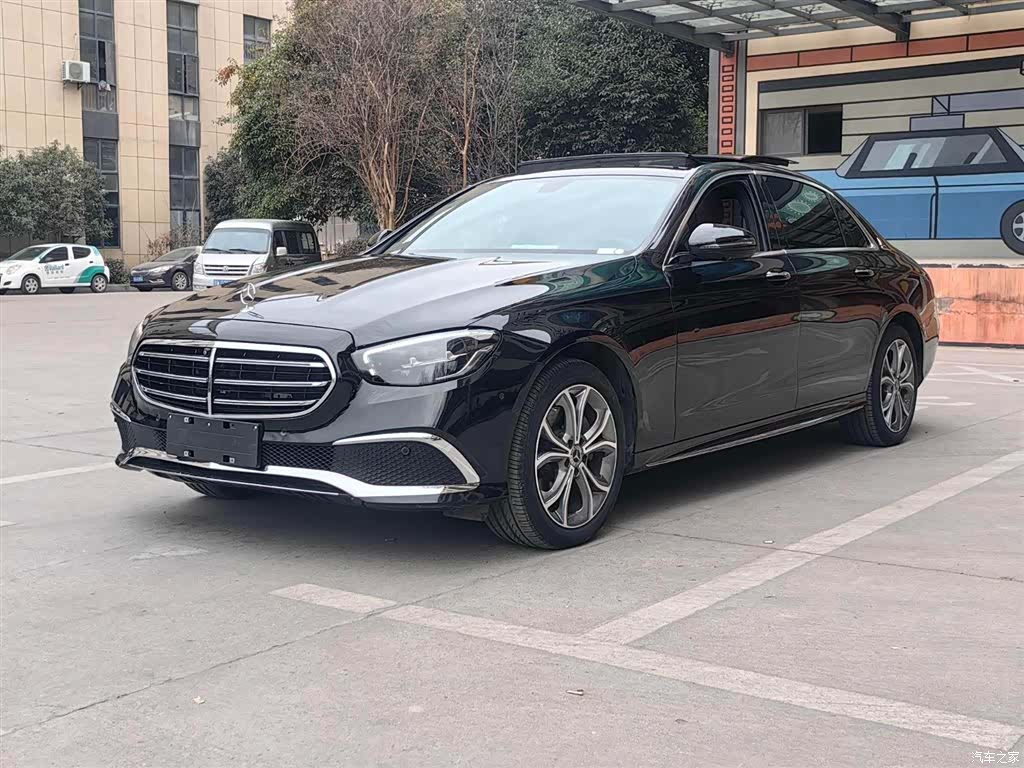 Mercedes-Benz E-Class, 2022 1