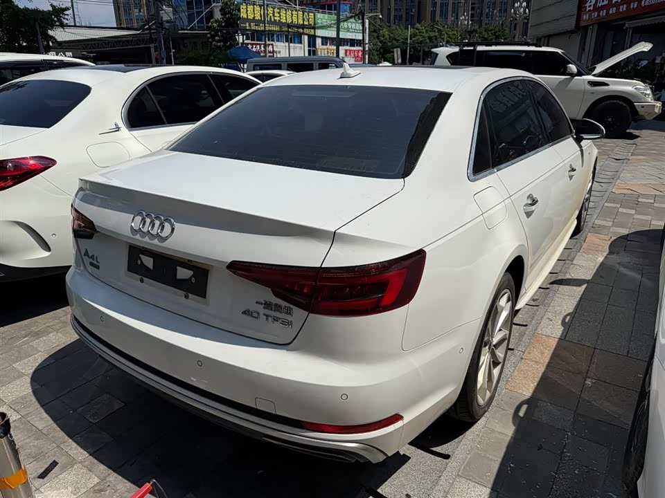 Audi A4L