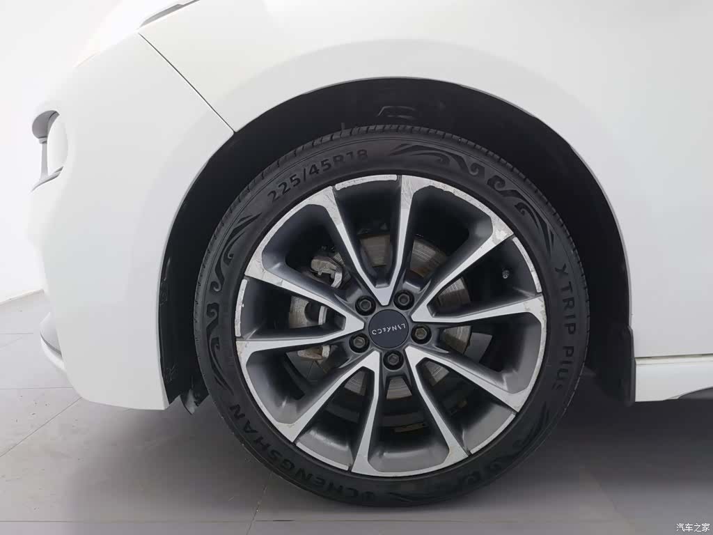 Lynk & Co 01, 2020 17