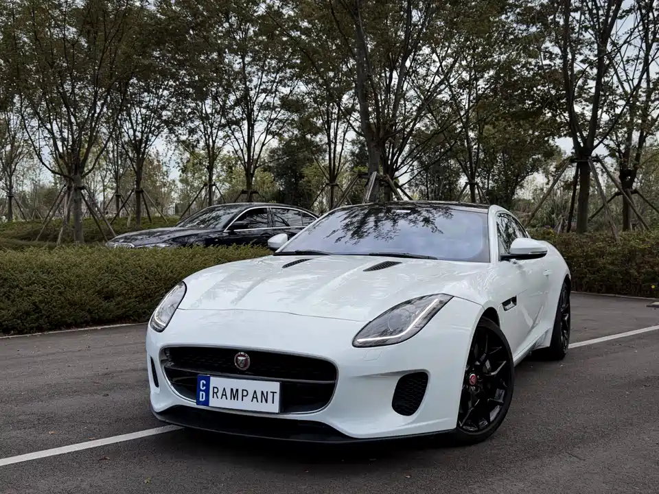 Jaguar F-TYPE