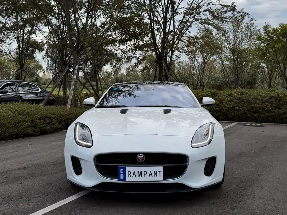 Jaguar F-TYPE