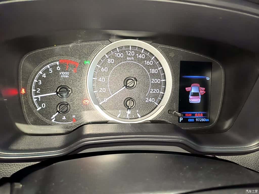 Toyota Corolla, 2023 12