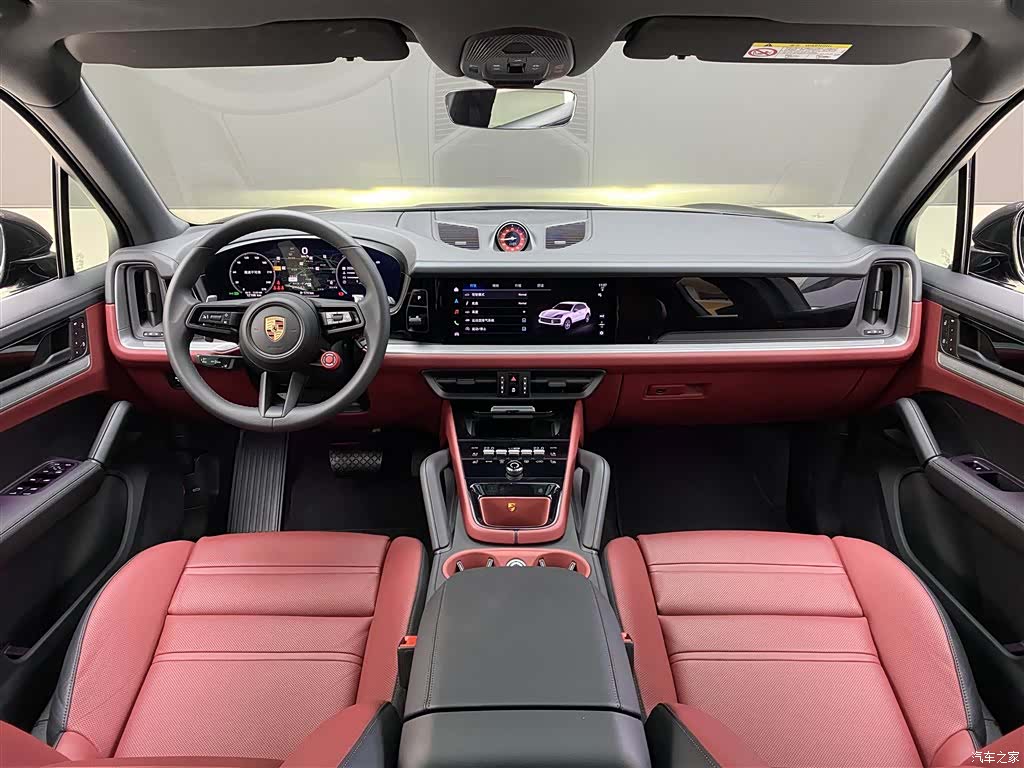 Porsche Cayenne, 2025 6