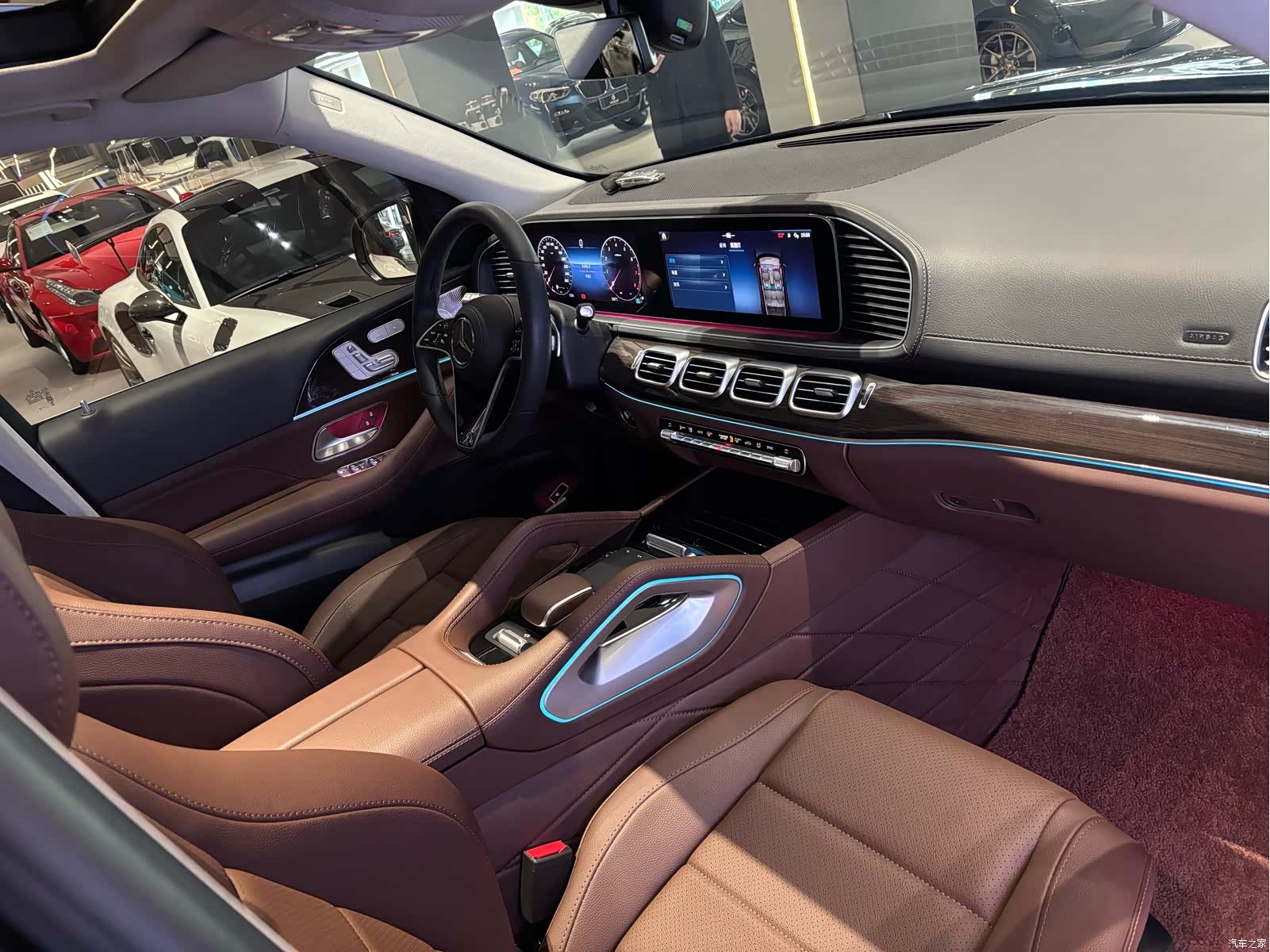Mercedes-Benz GLE, 2024 21