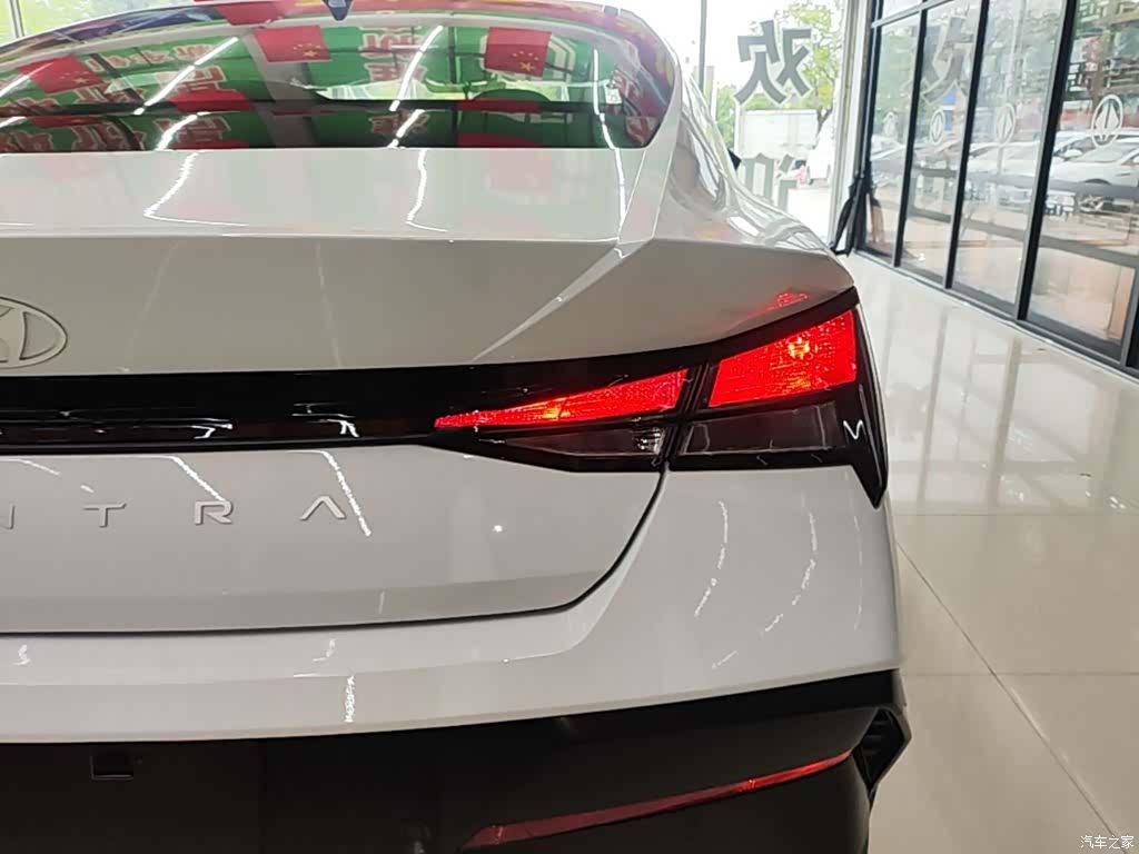 Hyundai Elantra, 2026 24