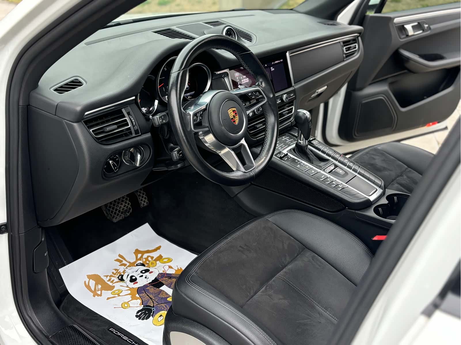 Porsche Macan, 2021 11