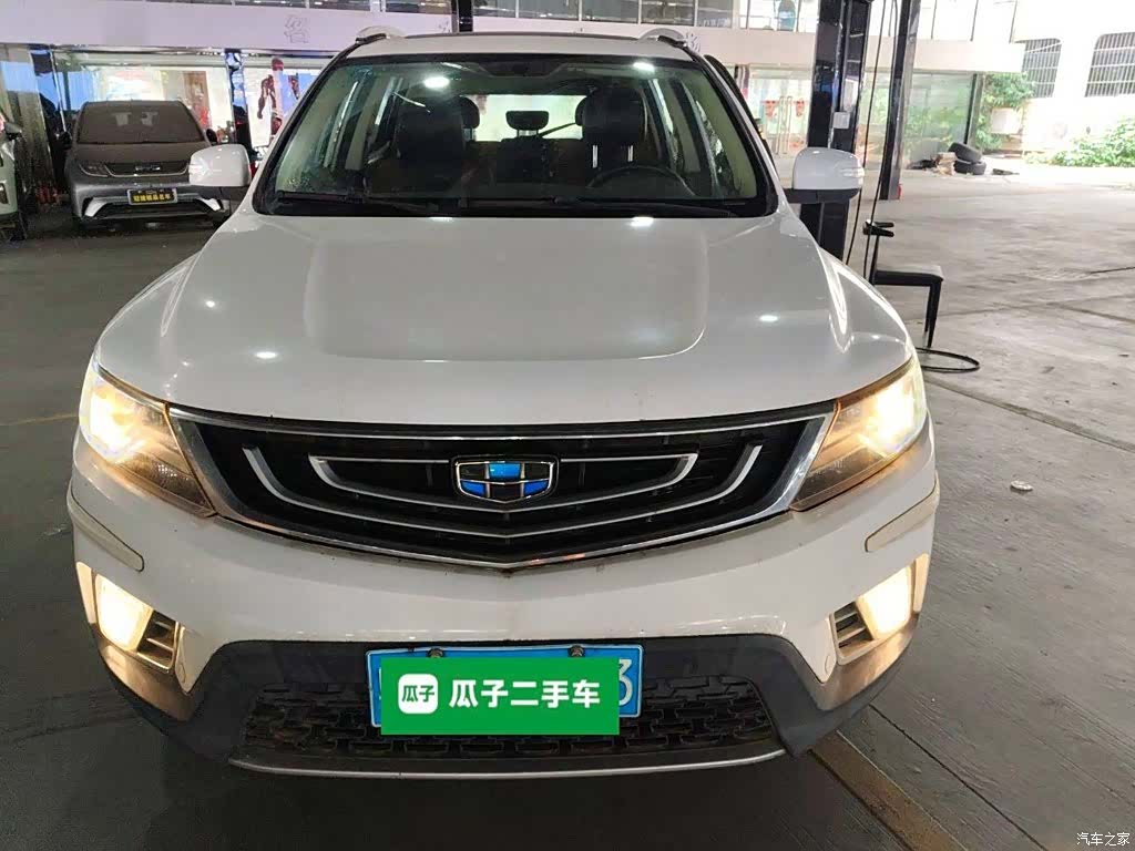 Geely X6, 2017 3