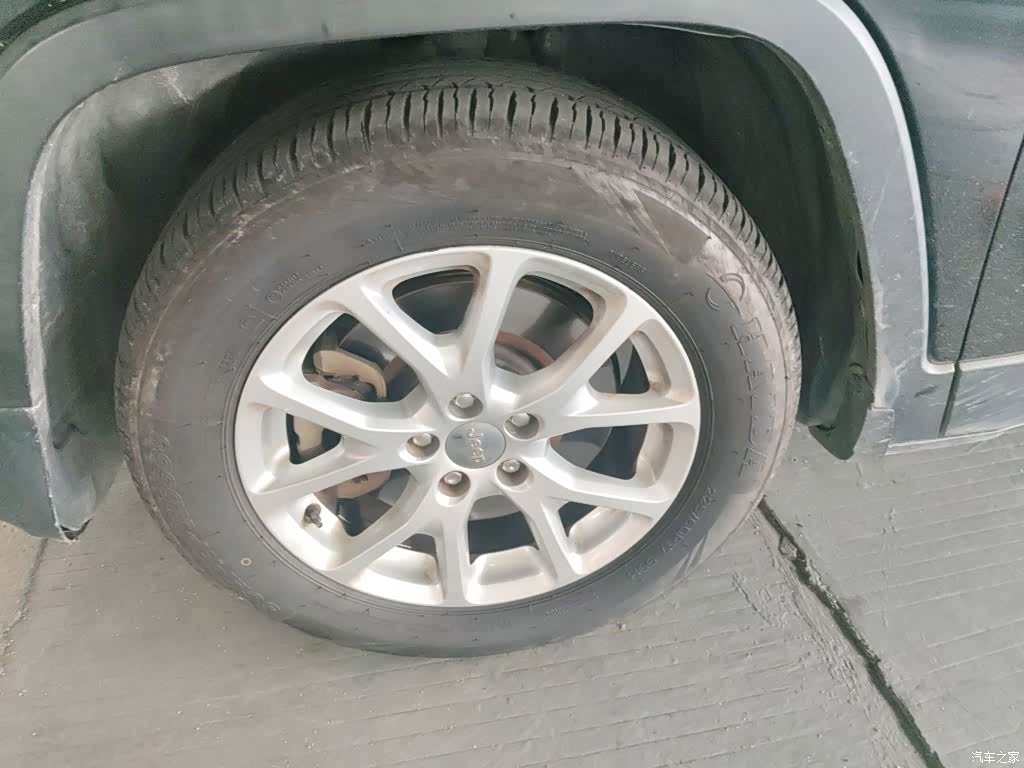 Jeep Cherokee, 2016 23