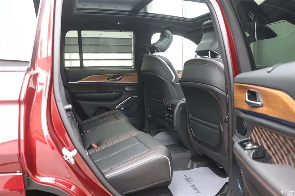 Jeep Grand Cherokee, 2023 23