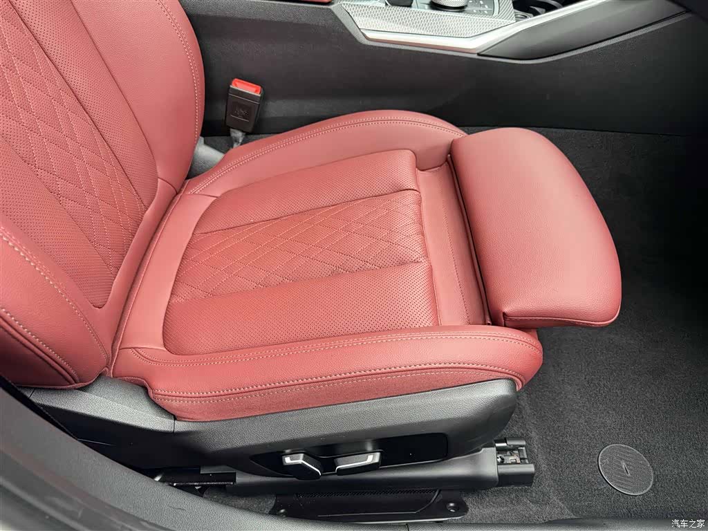 BMW 3 Series, 2023 28