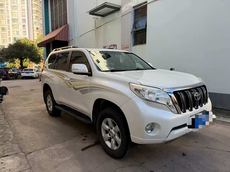Toyota Prado