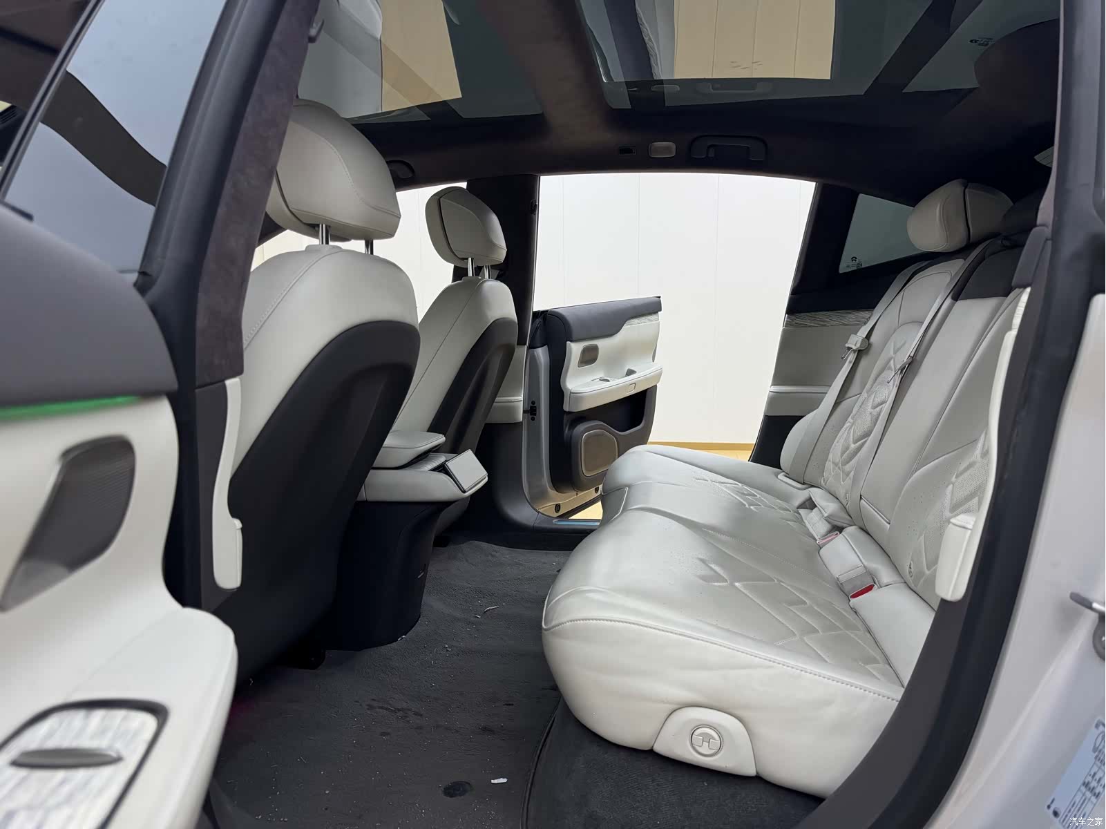 NIO ET7, 2023 14